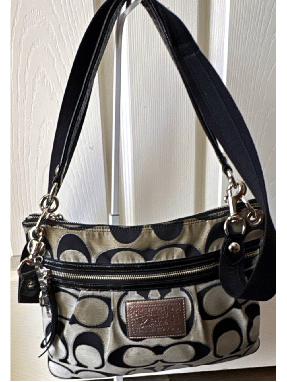 Coach Poppy Signature Canvas Leather Shoulder Bag Black Gray Pink Lined Charm